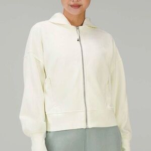 Lululemon Softstreme Pocketed Hoodie in Lemon Sorbet